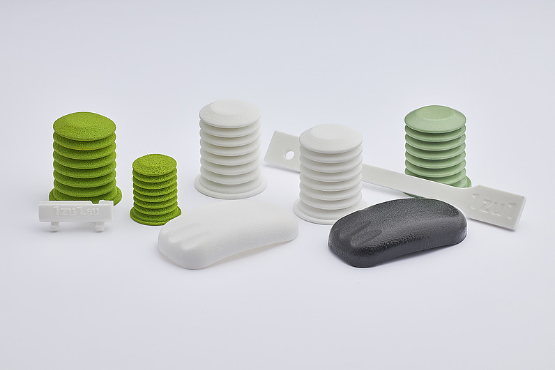 SLS rubber in different hardness and colors and SLS TPU with flexibility and long-term stability.